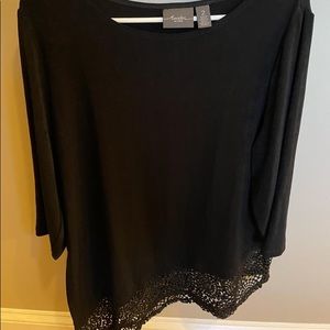 Chico’s Travelers black tunic -Large (size 2)